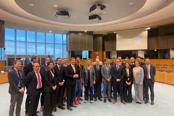 Group photo of all the participants of the final Trilogue on Advanced Passenger Rights.